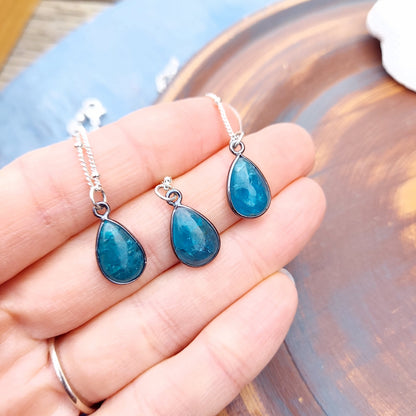 Blue Apatite Gemstone Pendant Necklace