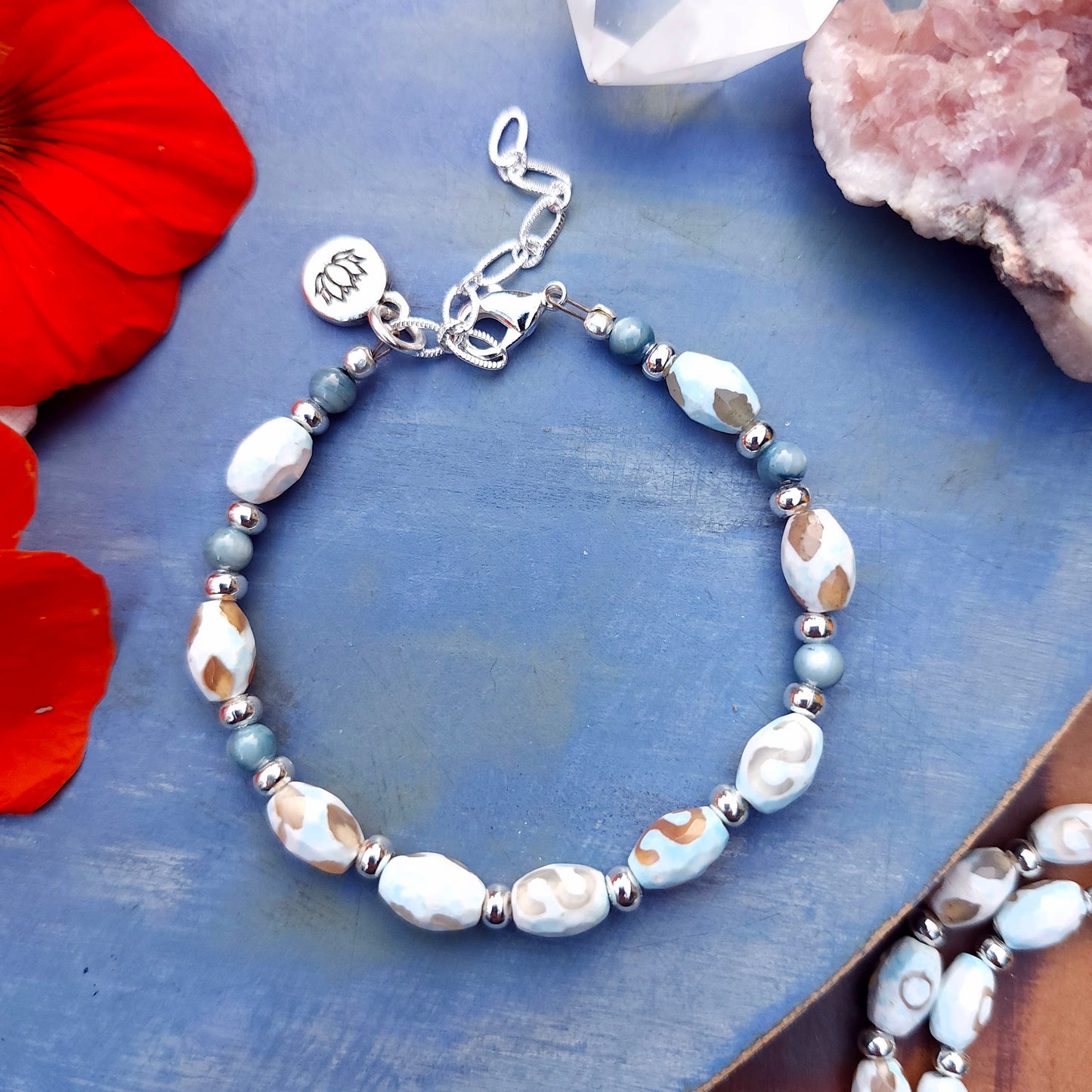 Fancy Agate and Silver Beaded Bracelet